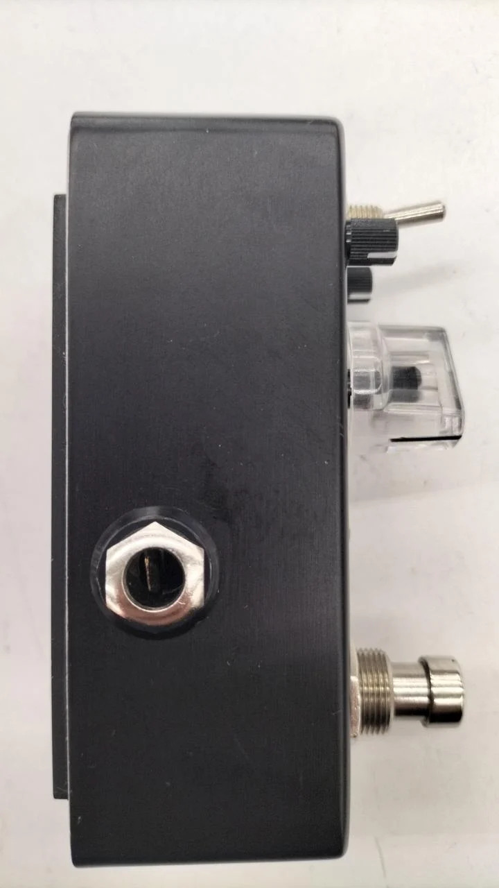 EFFETS REVOL WAH AUTO WAH
