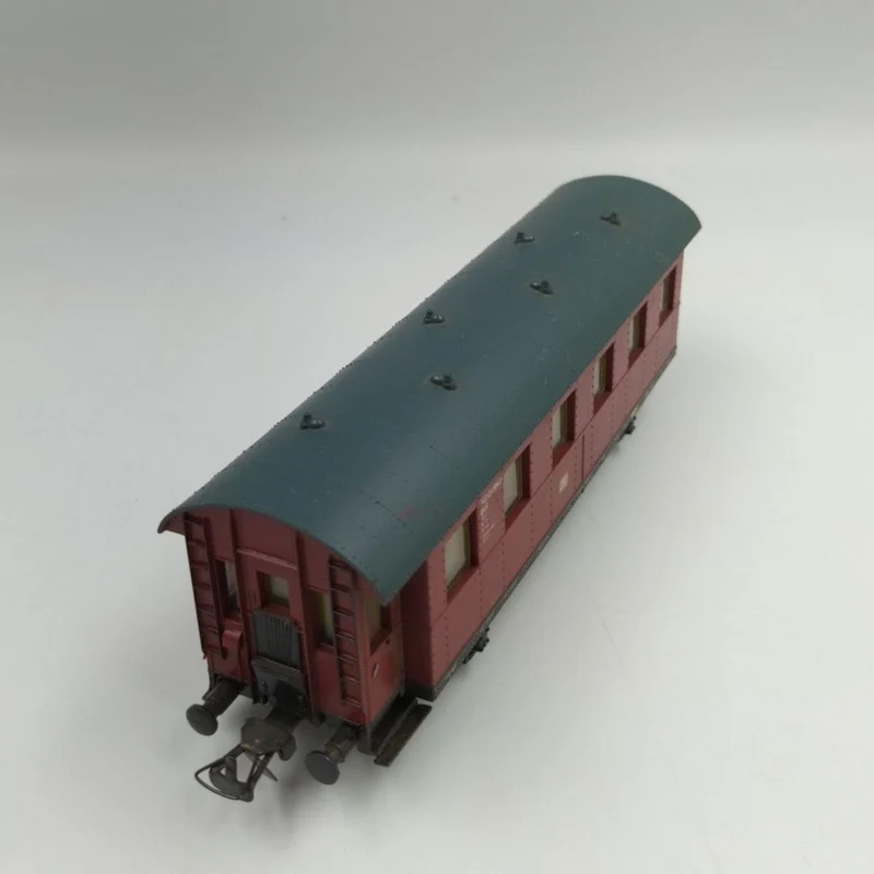 PIKO HO Gauge 0726 Set of 2 Passenger Cars and 1 Freight Car