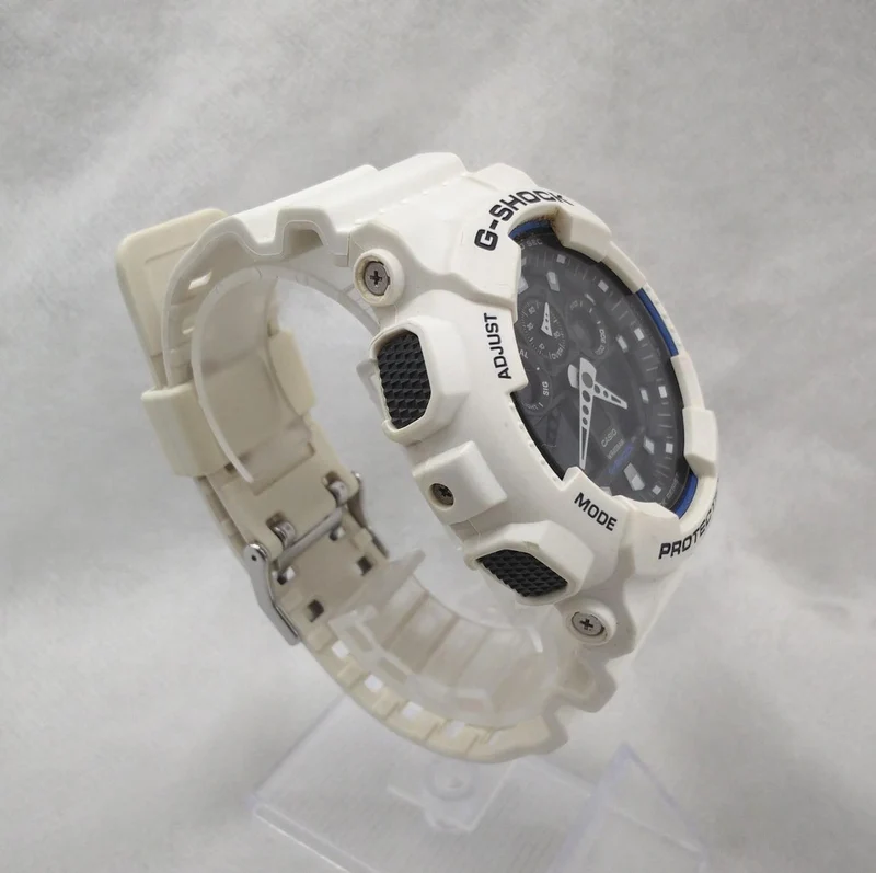 Montre à quartz CASIO G-SHOCK GA-100B-7AJF