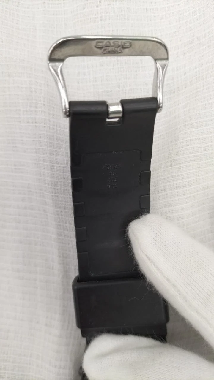 CASIO G-SHOCK AWG-M100B