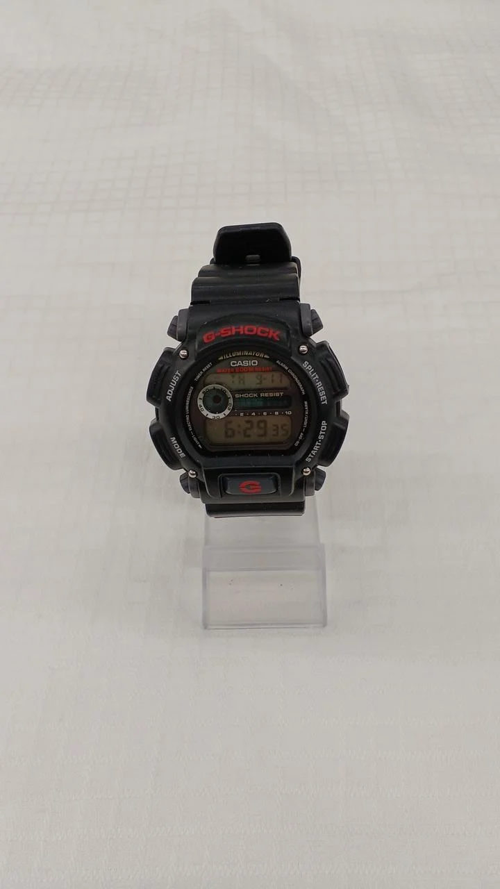 Montre CASIO DW-9052