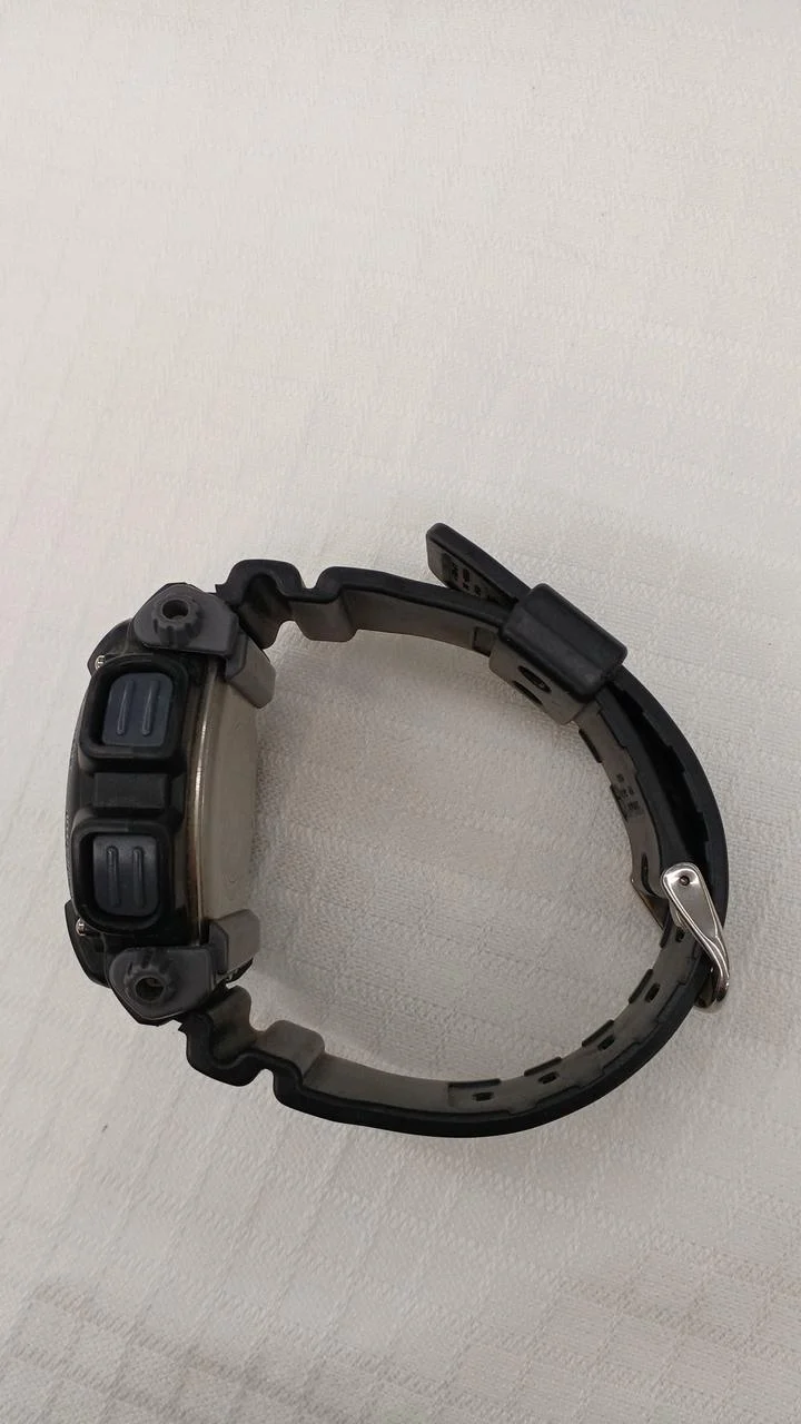 Montre CASIO DW-9052