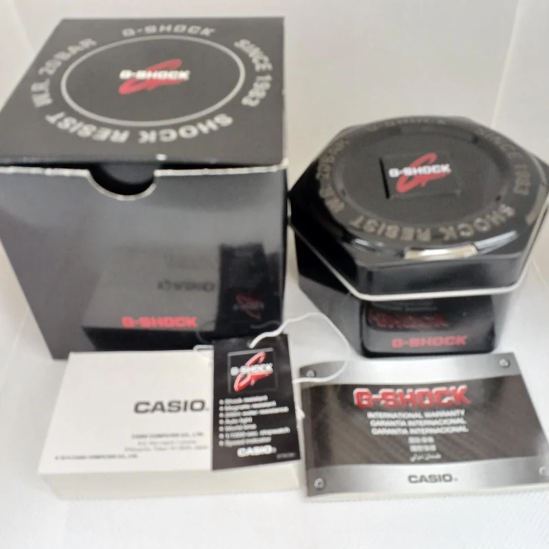 Montre-bracelet à quartz CASIO G-SHOCK GA-110DC