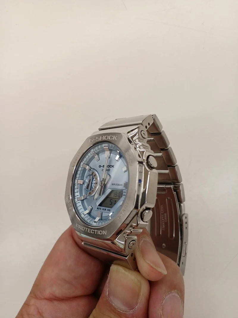 CASIO G-SHOCK GM-2110D