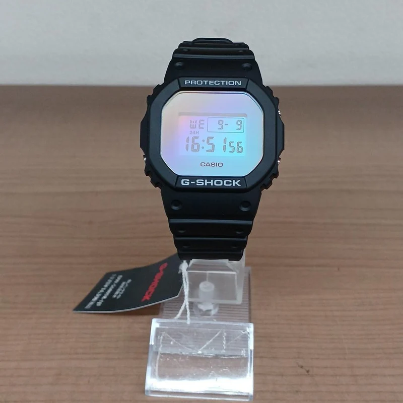 CASIO G-SHOCK DW-5600SR Noire État A