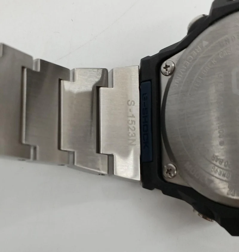 CASIO G-SHOCK GST-B1000