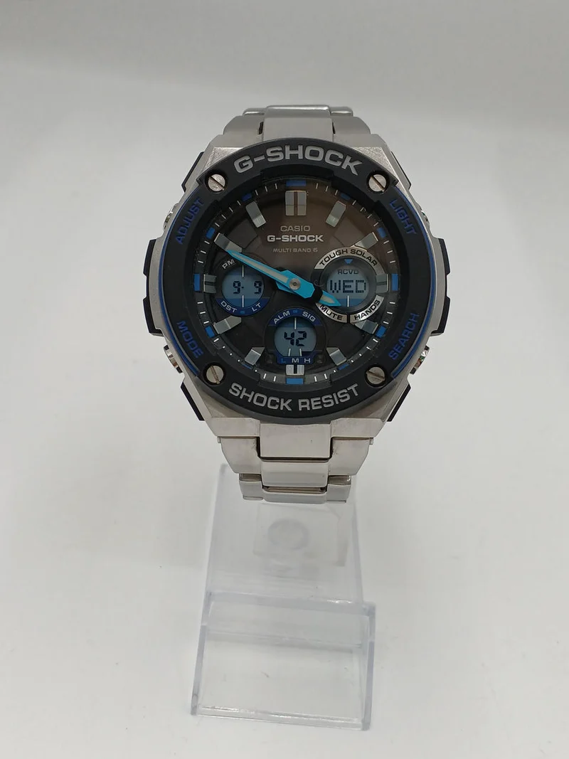CASIO G-SHOCK GST-W100D