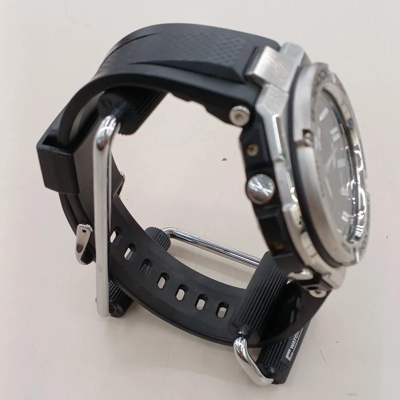 CASIO G-SHOCK GST-W110