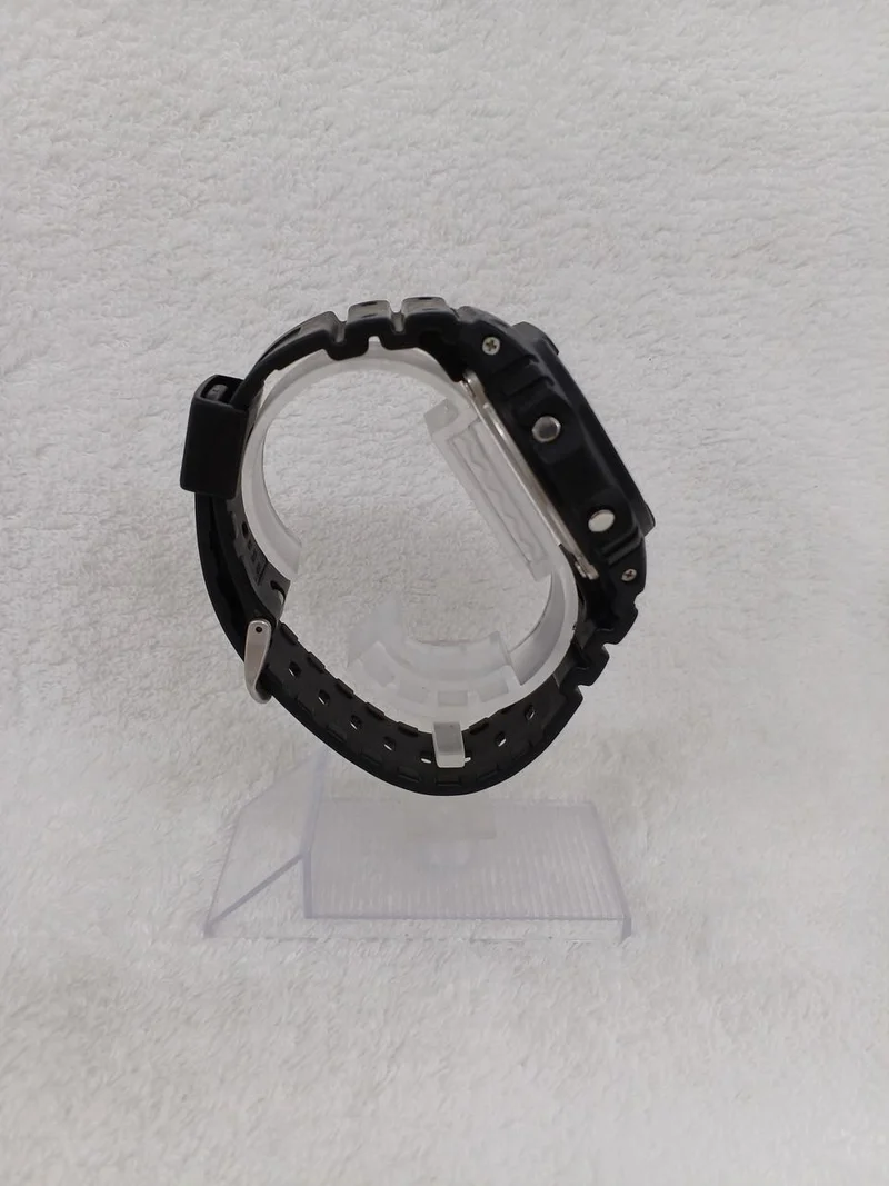 CASIO G-SHOCK DW-5600BB