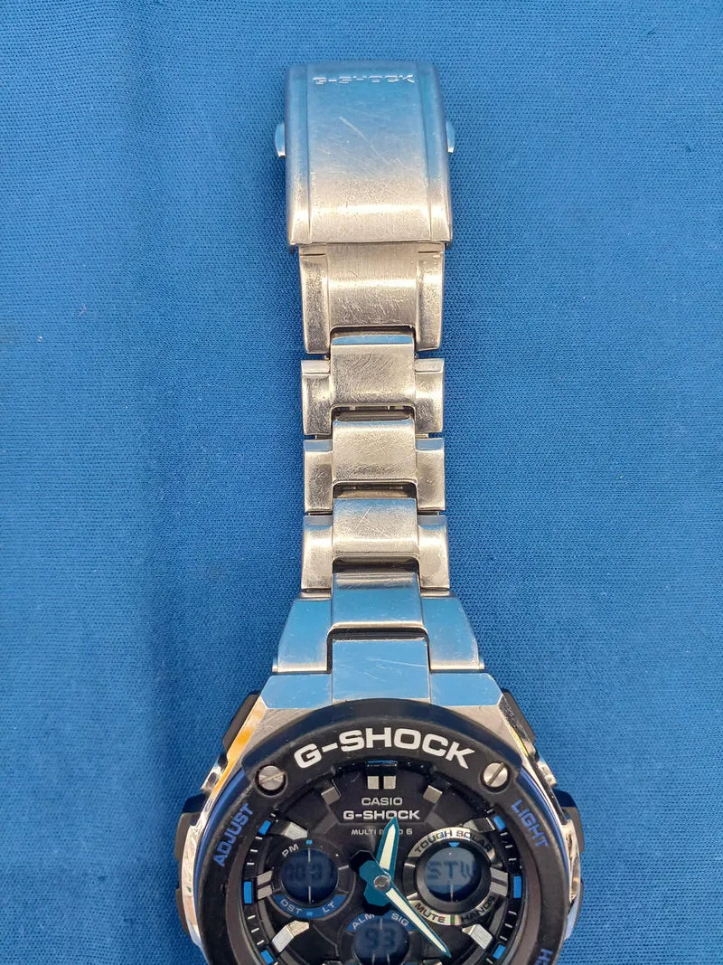 CASIO G-SHOCK GST-W100 GST-W100