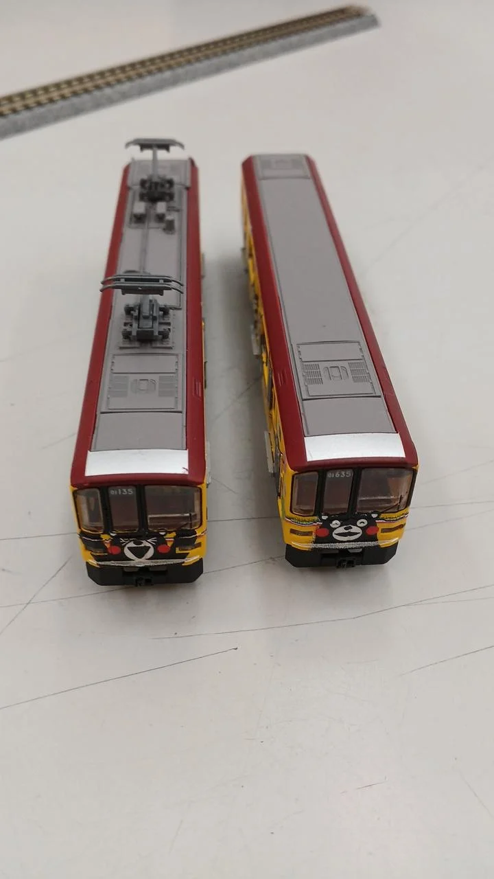 Coffret de 2 wagons jaunes Kumamon de la série 01 de TOMYTEC Model Train Kumamoto Electric Railway