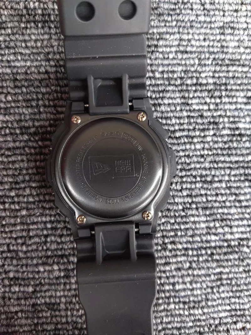 CASIO G-SHOCK DW-5600NE