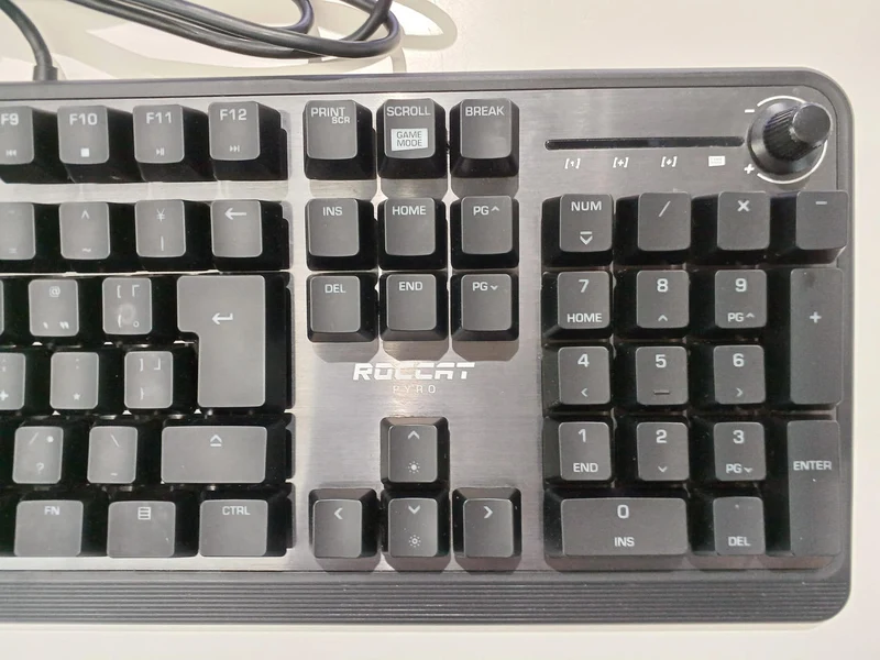 Clavier de jeu ROCCAT ROC-12-627