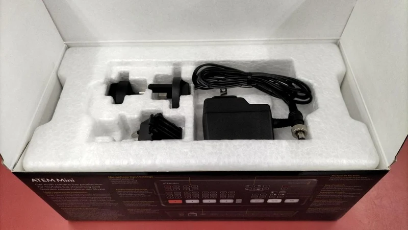BLACKMAGIC DESIGN Video Switcher ATEM MINI