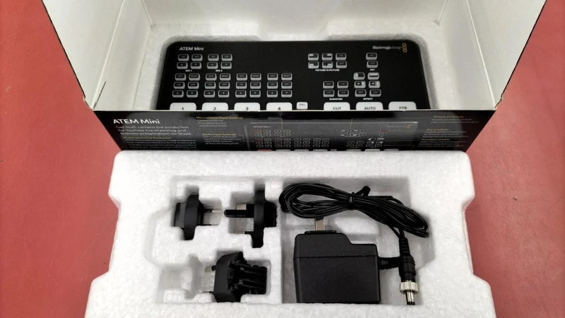 BLACKMAGIC DESIGN Video Switcher ATEM MINI