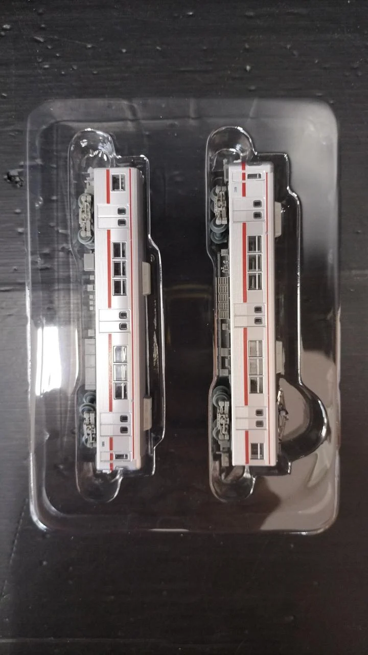 Coffret commémoratif de 2 voitures de la série N8 de la compagnie ferroviaire électrique Nagano Electric Railway 3500, série 3500.