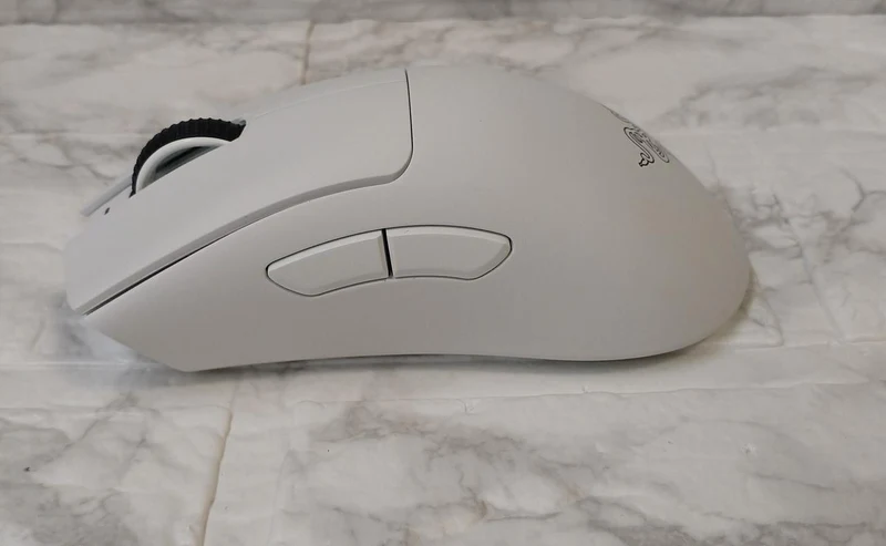 Souris de jeu RAZER RZ01-04630200-R3A1