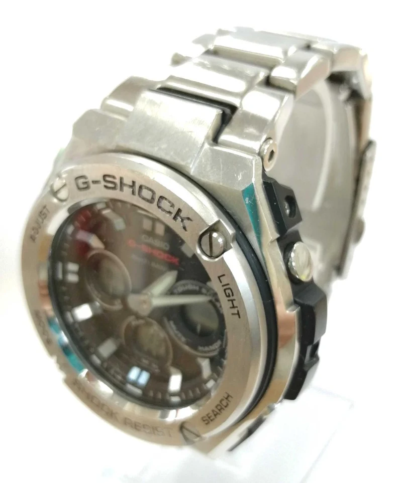 Montre CASIO G-SHOCK GST-W3100 en acier inoxydable / Légères taches