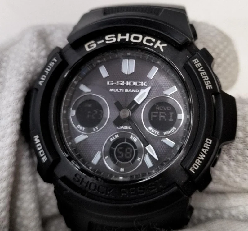 CASIO G-SHOCK AWG-M100BW