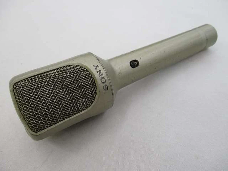 Microphone dynamique SONY F-560