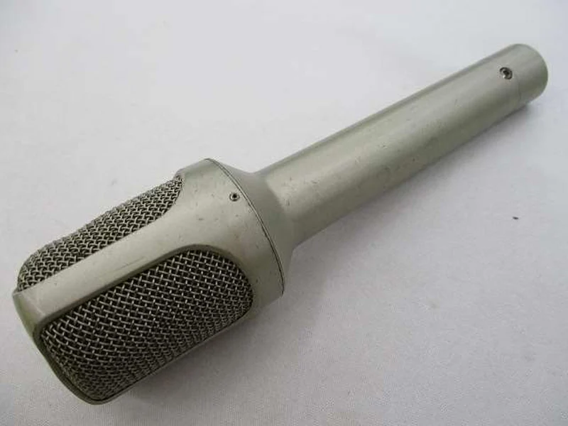 SONY Dynamic Microphone F-560