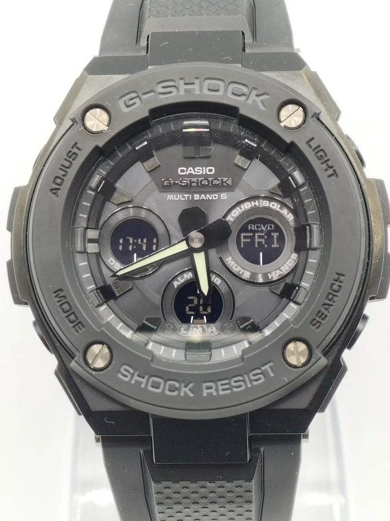 CASIO G-SHOCK GST-W300G