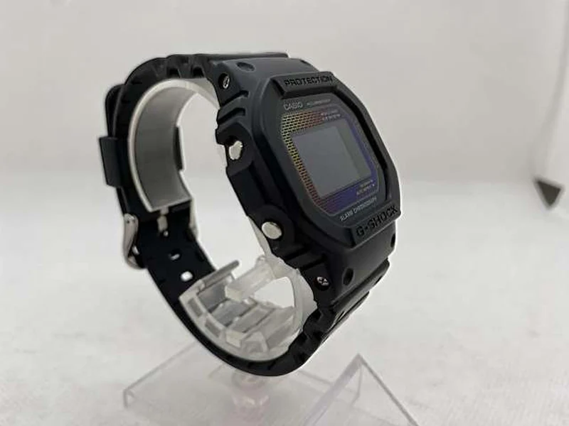 Montre CASIO G-SHOCK Digital série 5600 DW-5600RW