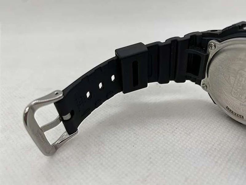 Montre CASIO G-SHOCK Digital série 5600 DW-5600RW