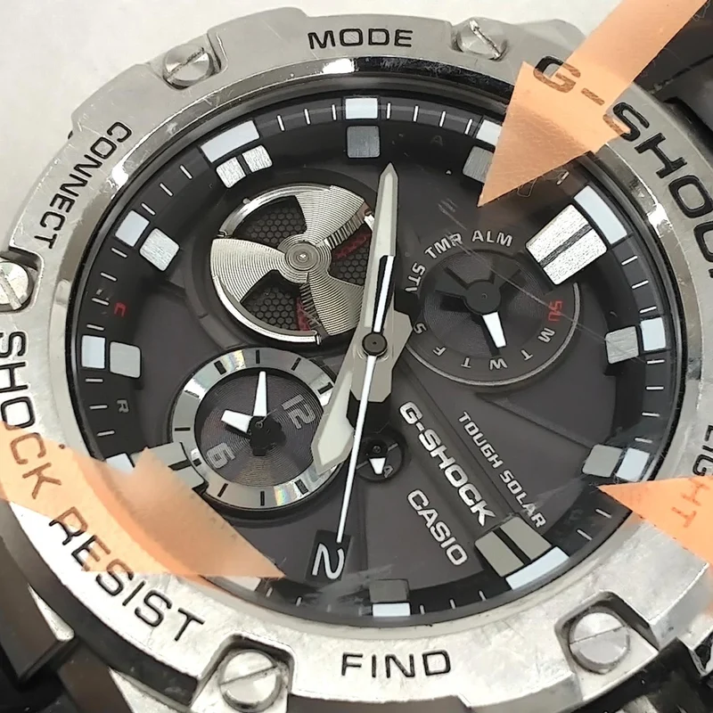 Montre CASIO G-SHOCK Tough Solar GST-B100 : rayures importantes