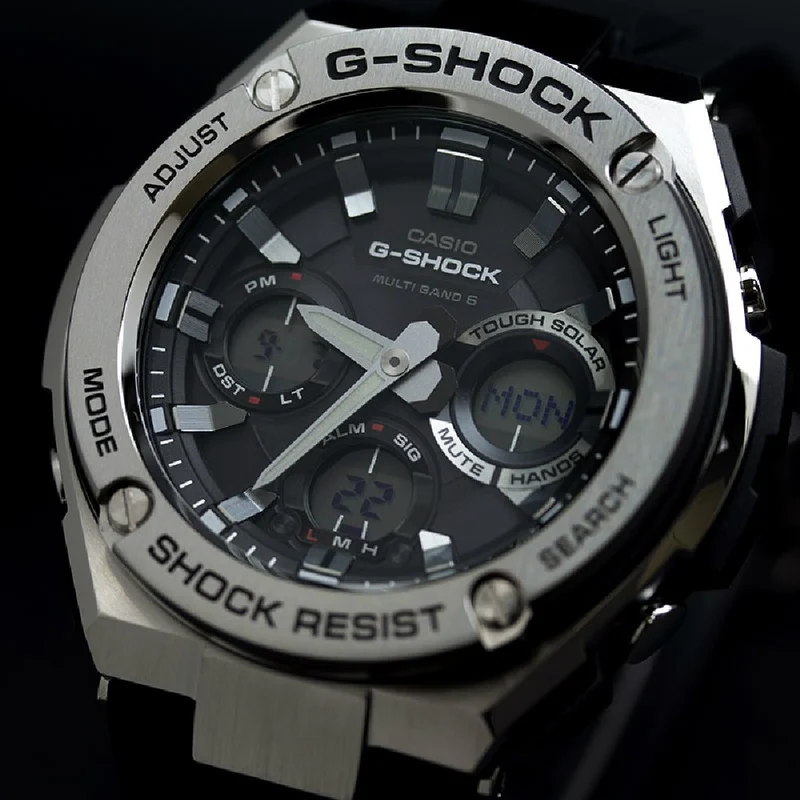 Montre CASIO G-SHOCK G-STEEL analogique-numérique radiopilotée solaire GST-W110-1A / GST-W110-1AER (Modèle international - Identique au modèle national GST-W110-1AJF) Montre homme [Importation parallèle]