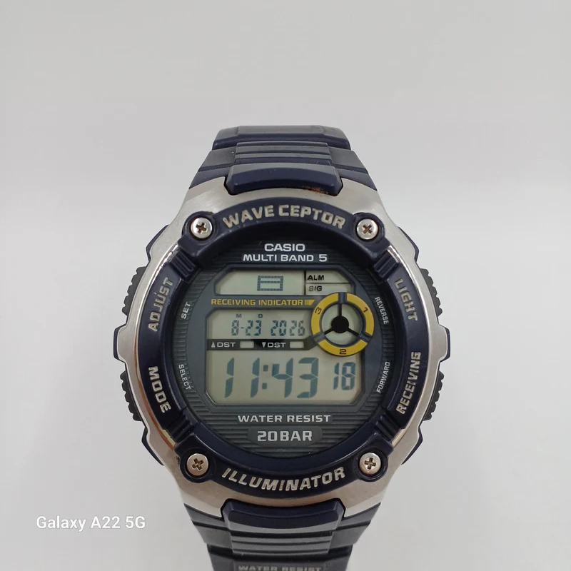 CASIO G-SHOCK WV-M200