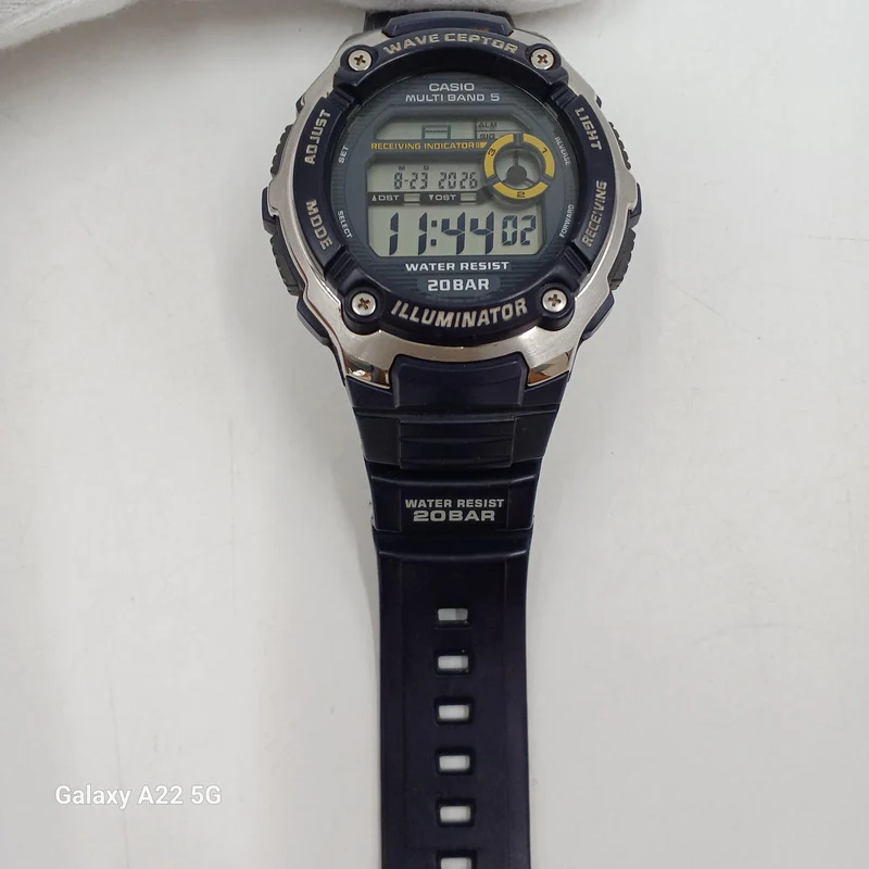 CASIO G-SHOCK WV-M200