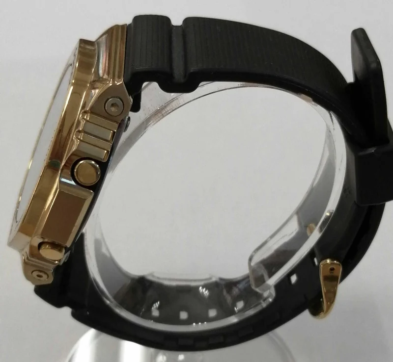 CASIO G-SHOCK GM-2100G