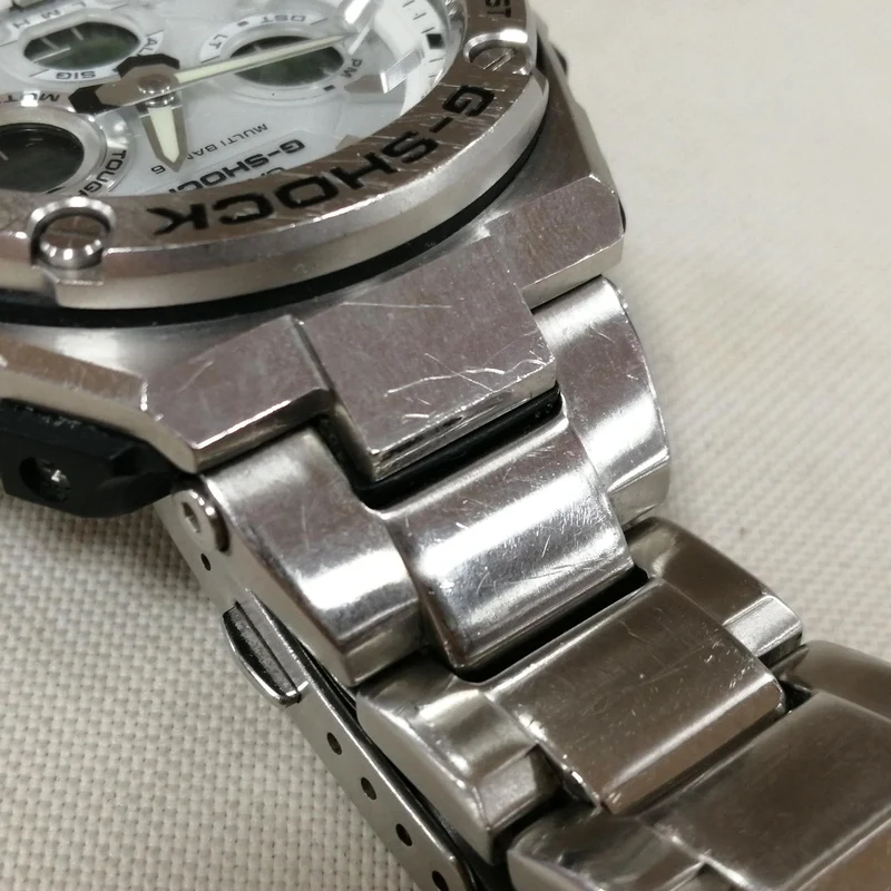 CASIO G-SHOCK GST-W110D Silver