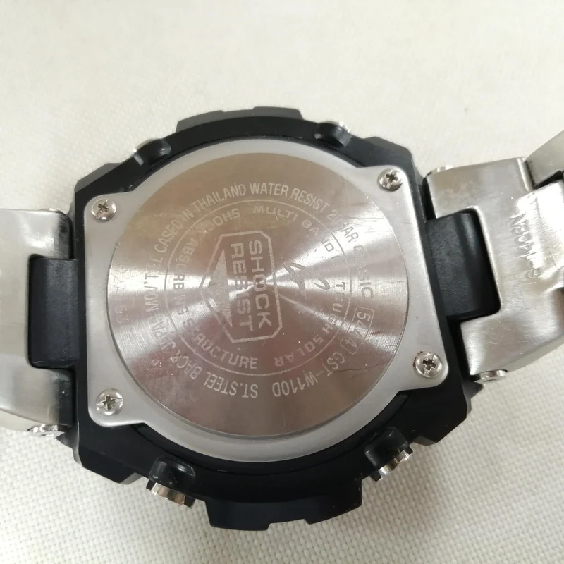 CASIO G-SHOCK GST-W110D Silver
