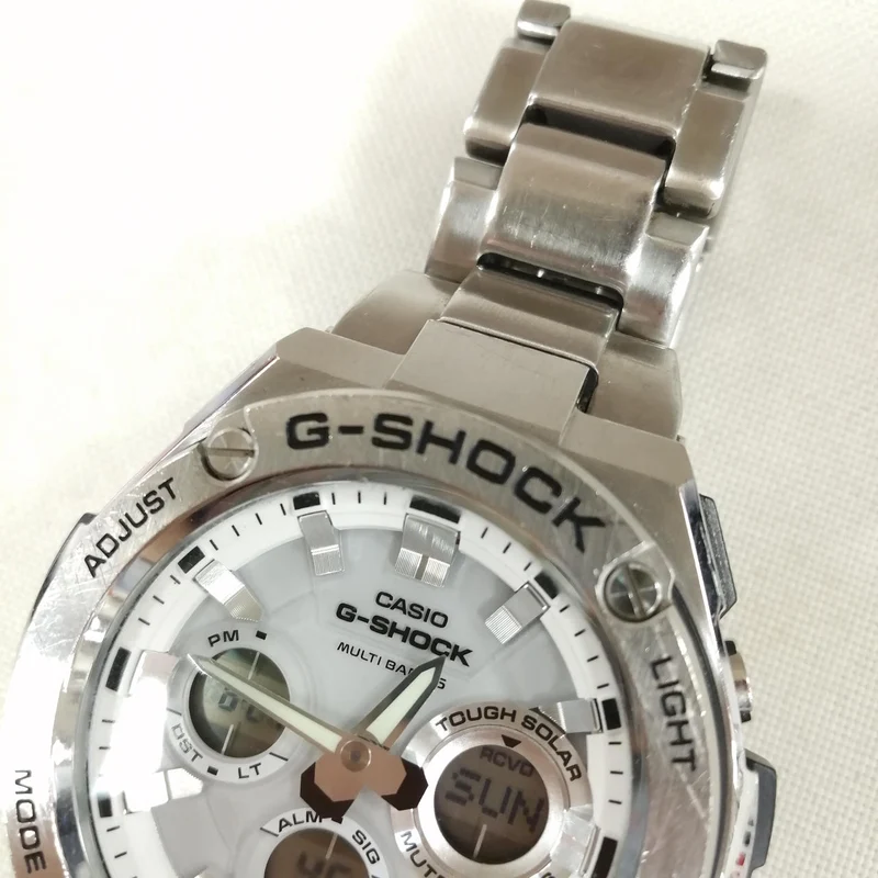 CASIO G-SHOCK GST-W110D Silver