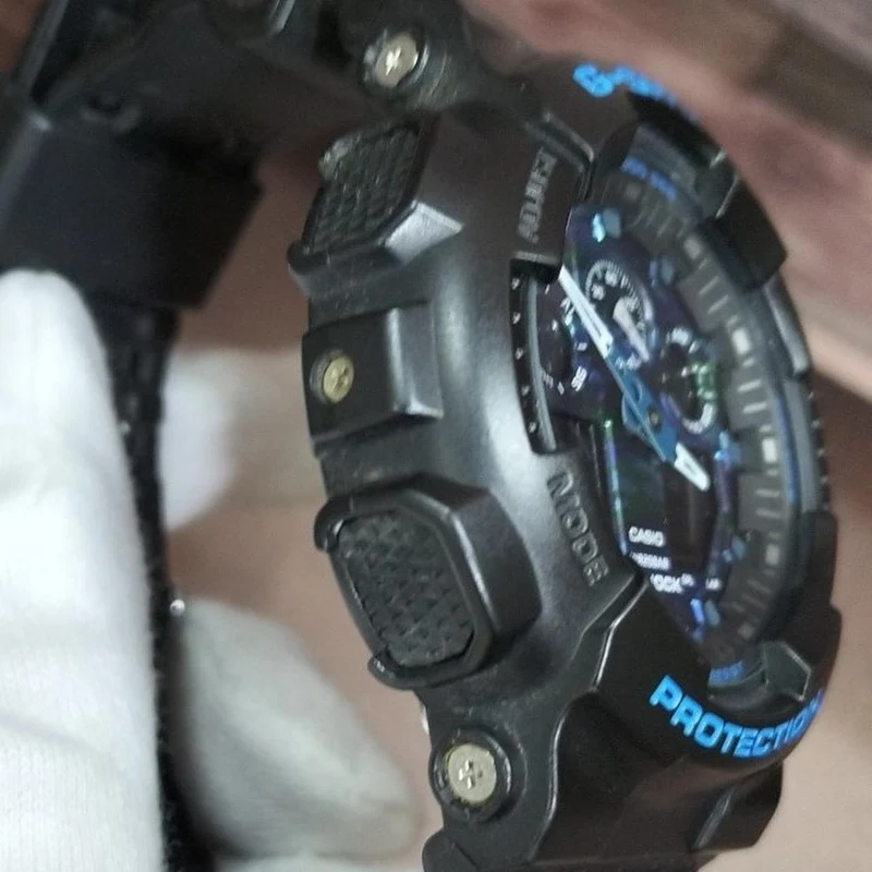Montre à quartz CASIO G-SHOCK GA-100CB-1AJF