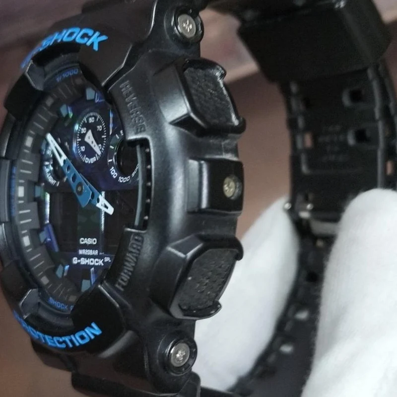 Montre à quartz CASIO G-SHOCK GA-100CB-1AJF