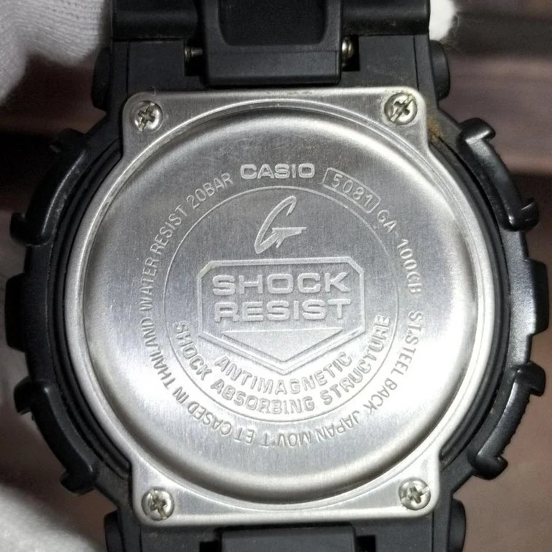 Montre à quartz CASIO G-SHOCK GA-100CB-1AJF