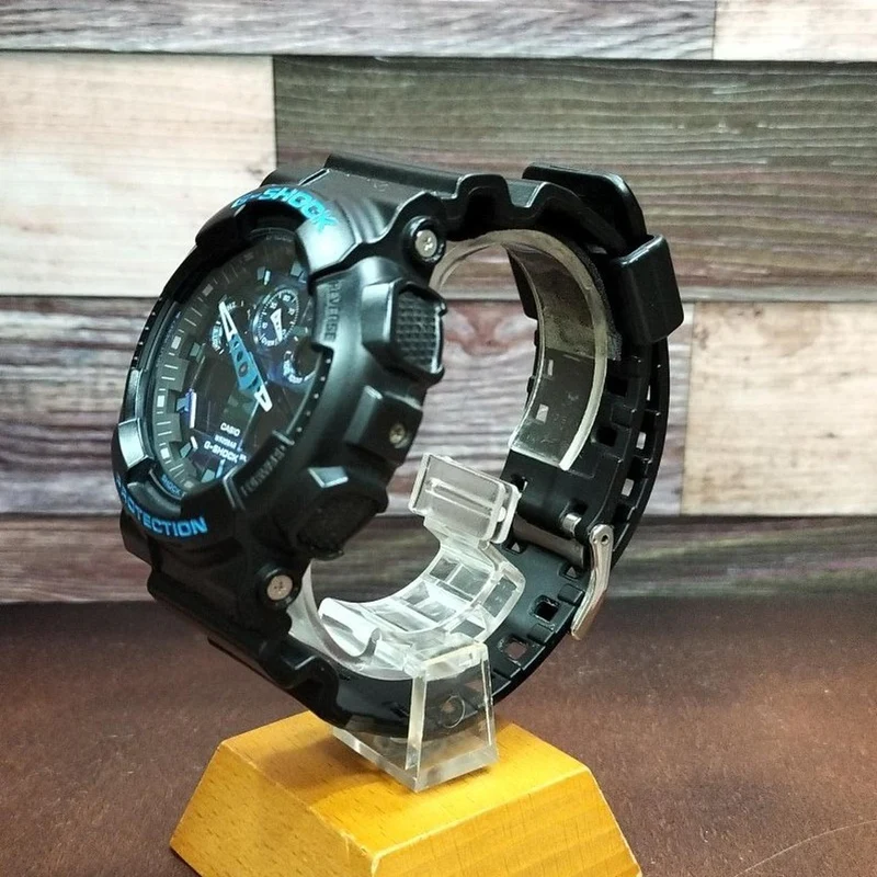 Montre à quartz CASIO G-SHOCK GA-100CB-1AJF