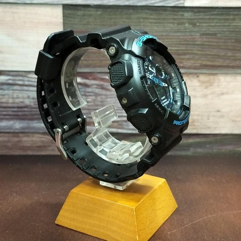 Montre à quartz CASIO G-SHOCK GA-100CB-1AJF