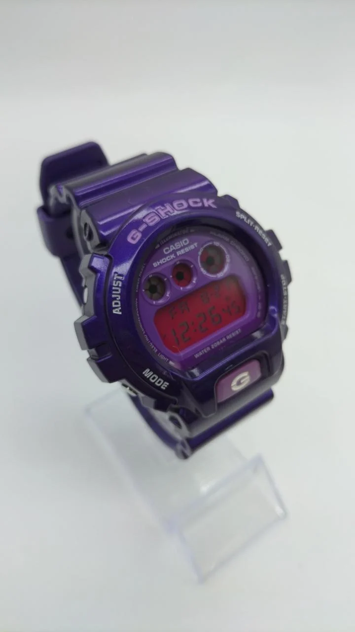 CASIO Digital Wristwatch DW-6900CC