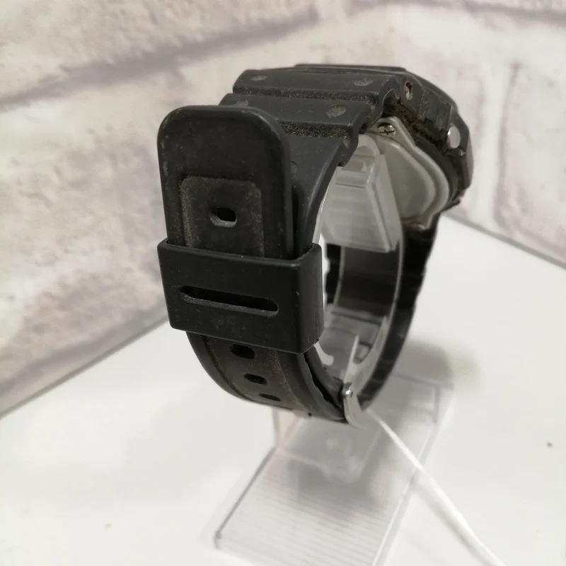 [À DÉCHETER] CASIO G-SHOCK NOIR/G-5600