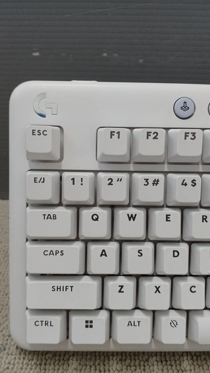 Clavier de jeu LOGICOOL YU0077