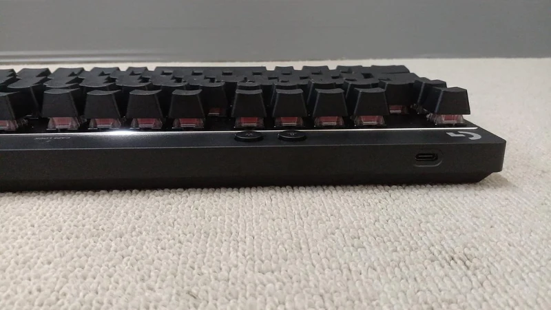 Clavier de jeu LOGICOOL YU0090