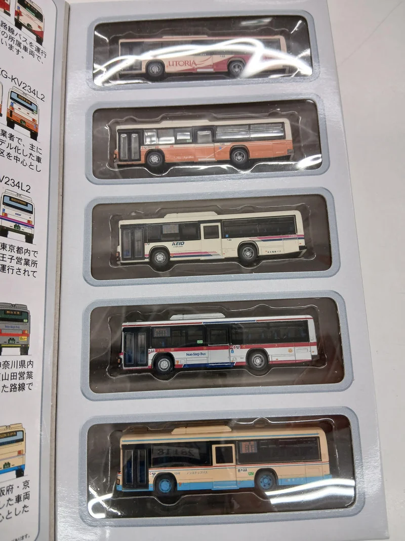 Tomytec The Bass Collection 1/150 Hino Blue Ribbon II Ensemble de 5 unités sans marche