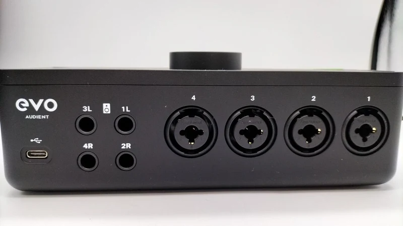 AUDIENT Audio Interface: EVO8