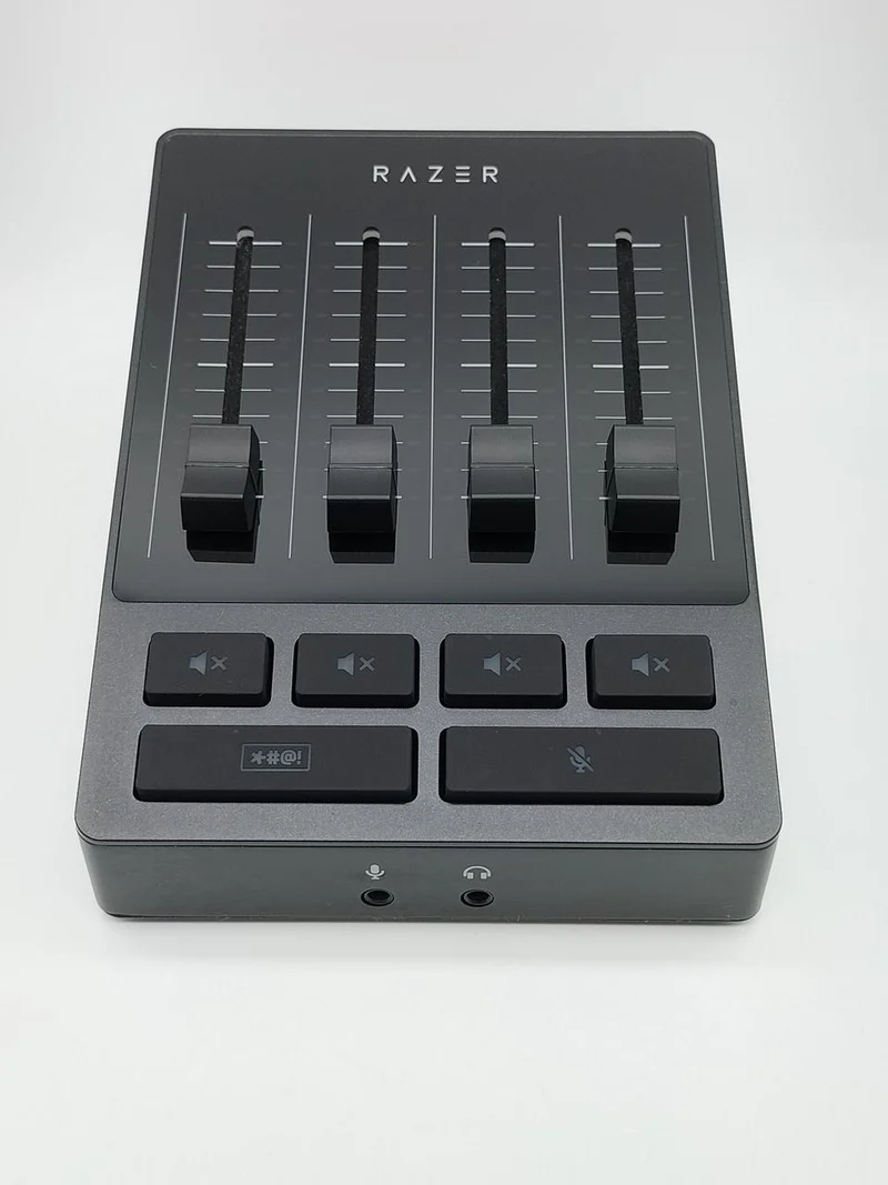 Table de mixage audio RAZER RZ19-0386