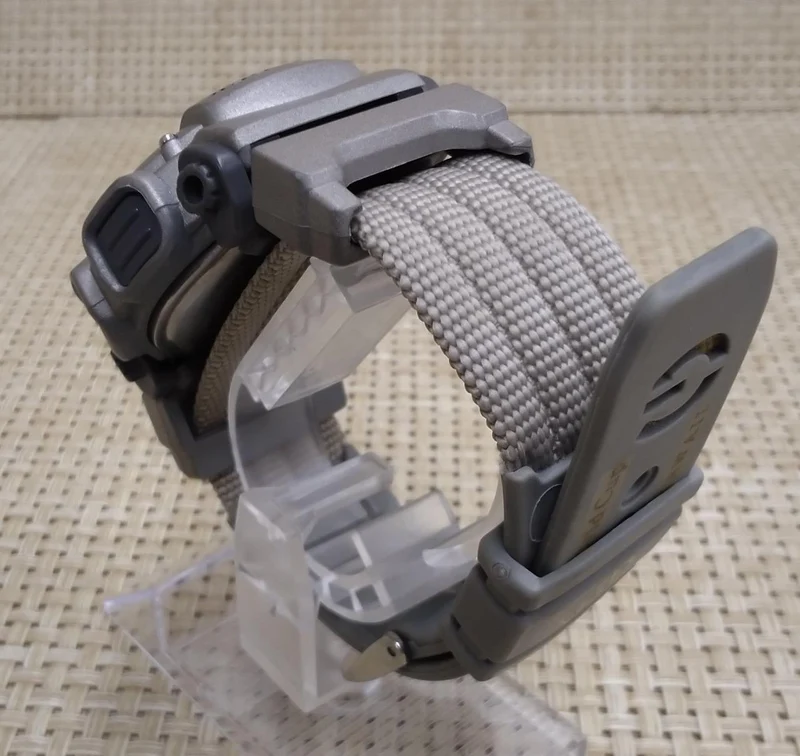 CASIO G-SHOCK DW-9000