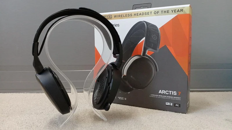 STEELSERIES Gaming Headset ARCTIS7